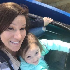 Meet your Posher, Stephanie